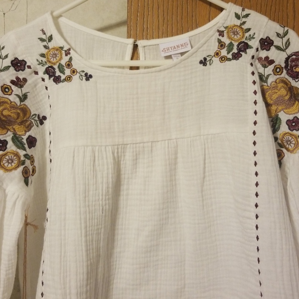Embroidered Peasant Top - Picture 2 of 5